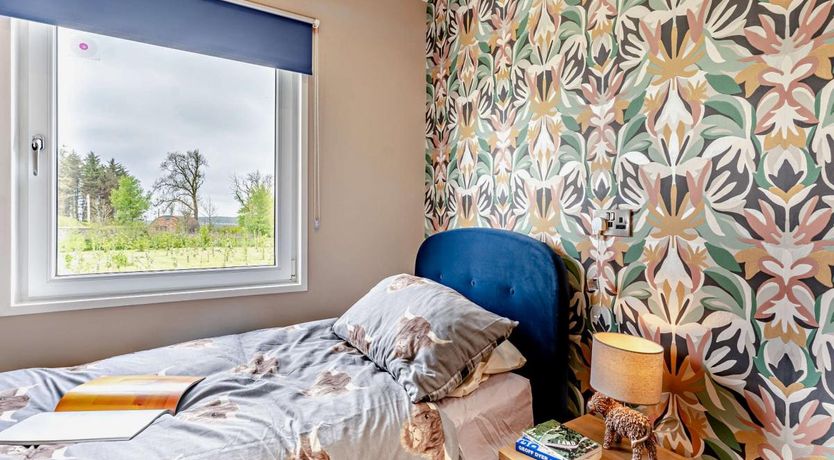 Photo of 3 Bed in Forth