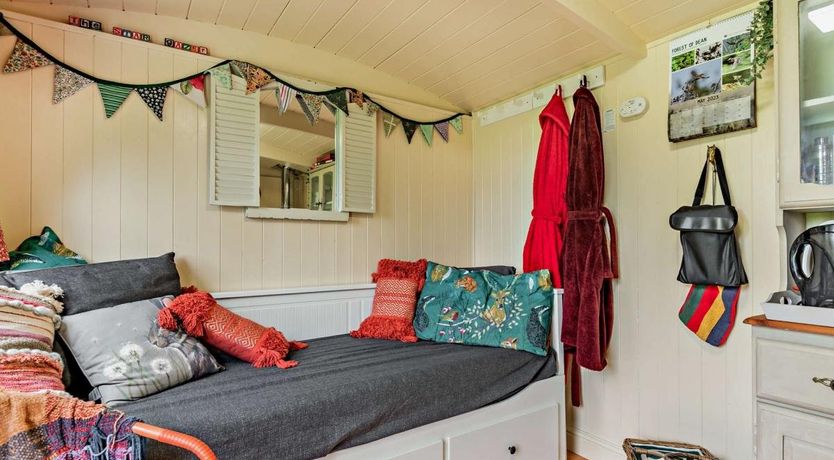 Photo of 1 Bed in Bream