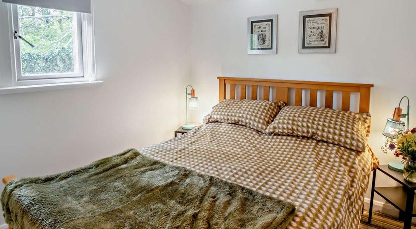 Photo of 1 Bed in East Cowes