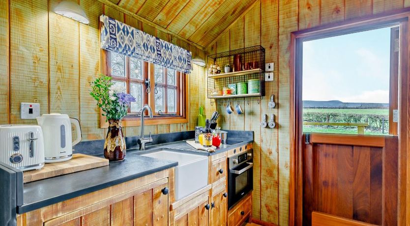 Photo of 1 Bed in Ashperton