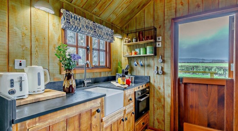 Photo of 1 Bed in Ashperton