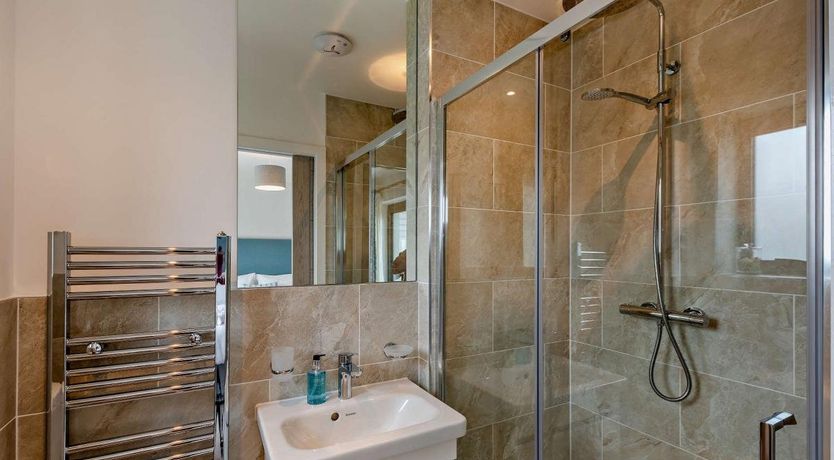 Photo of 2 Bed in Northam