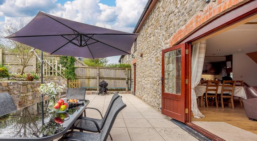 Photo of 3 Bed in Tenby