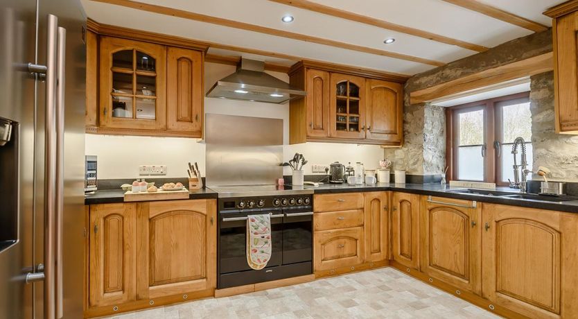 Photo of 3 Bed in Tenby