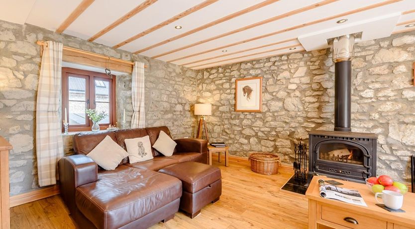 Photo of 3 Bed in Tenby