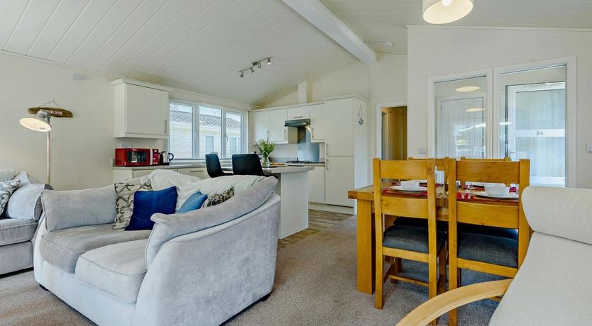 Photo of 2 Bed in Stepaside