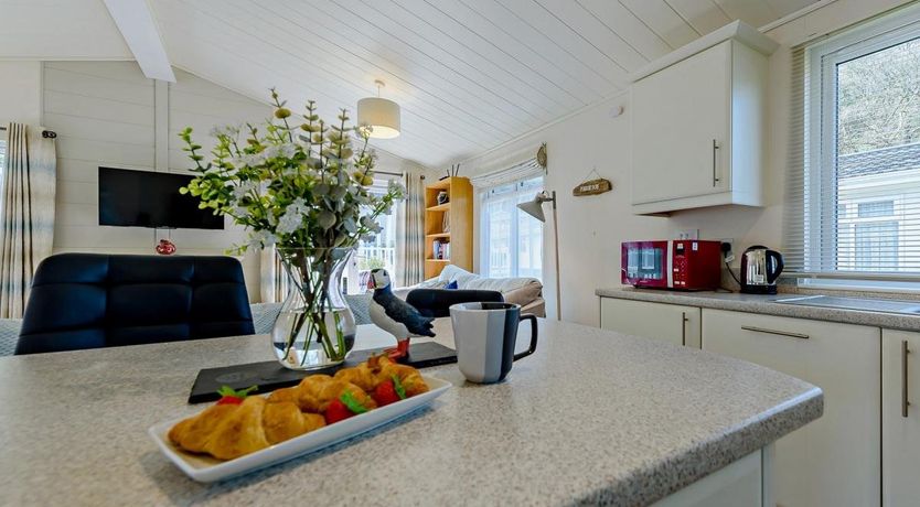 Photo of 2 Bed in Stepaside