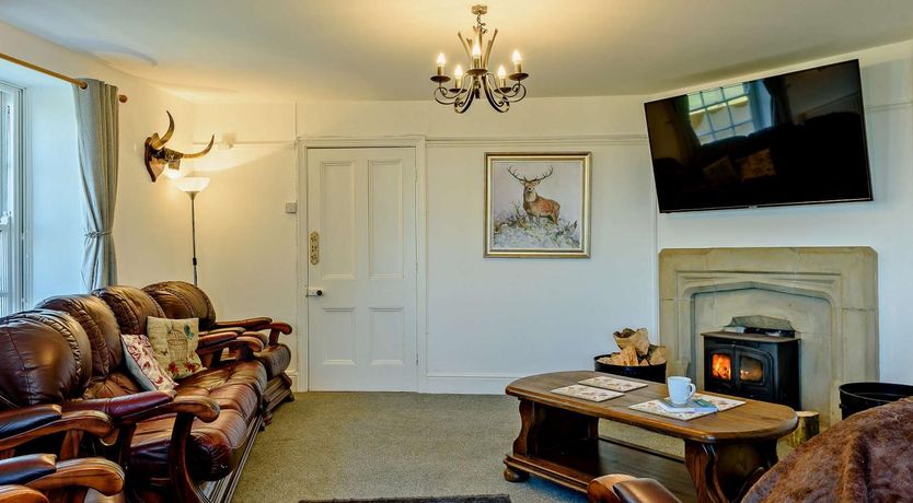 Photo of 5 Bed in Lampeter