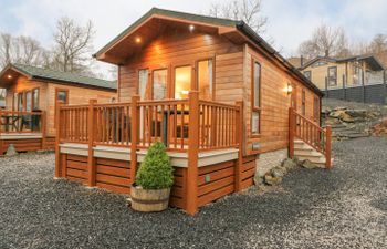 8 Woodlands Holiday Cottage