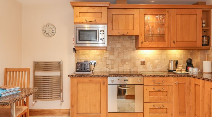 Photo of 1 Pear Tree