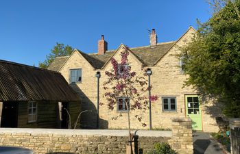 High Cogges Farm Holiday Cottages Holiday Cottage