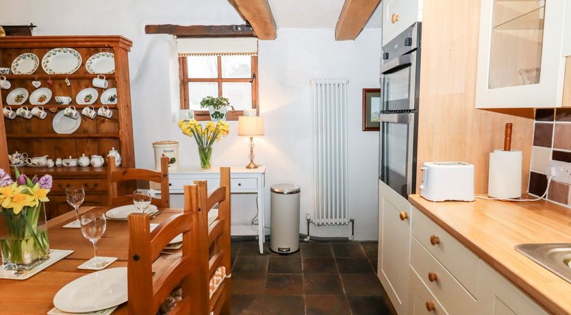 Photo of Two Shoes Cottage