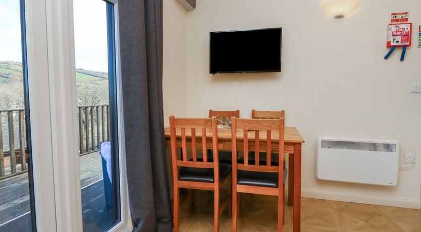 Photo of Chalet Log Cabin L14