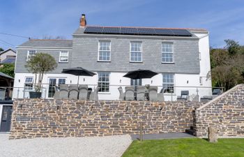 Chyvounder Holiday Cottage