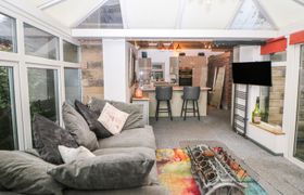 Compton Lodge Holiday Cottage