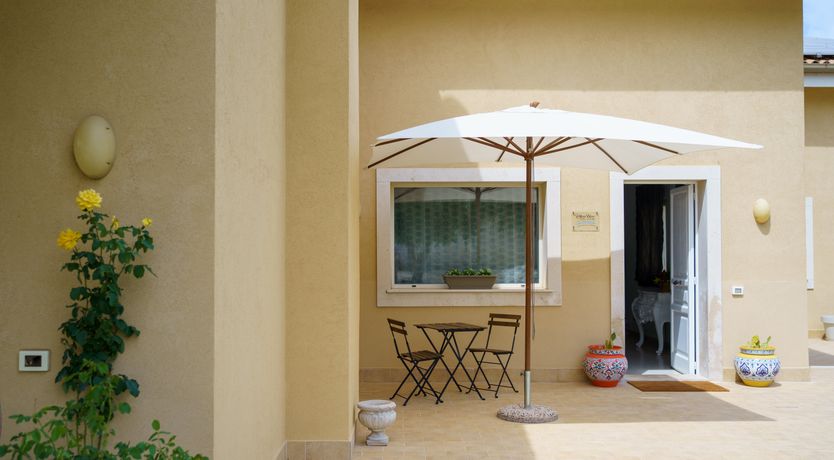 Photo of Emerald Green Augusta