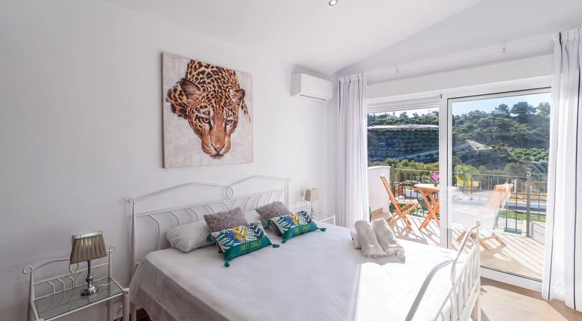 Photo of Primrose & Palms