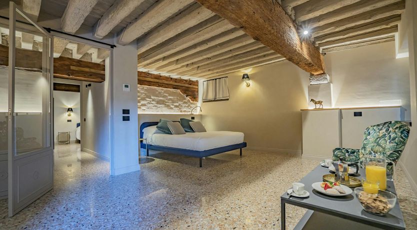 Photo of Venetian Rose