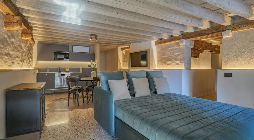 Photo of Venetian Rose