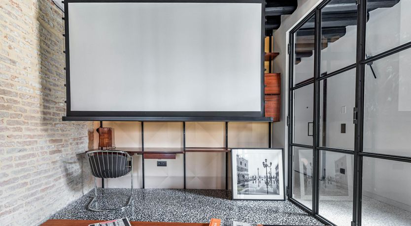 Photo of Castello Century Modern