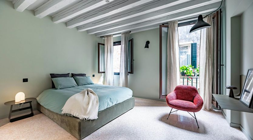 Photo of Castello Century Modern