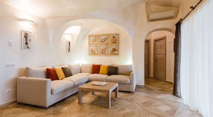 Photo of The Fairways of History