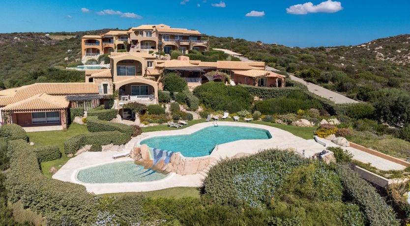 Photo of The Fairways of History