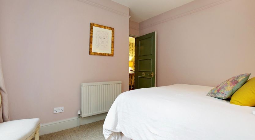 Photo of London Melody