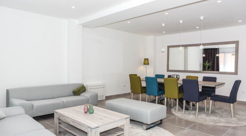 Photo of Beachside Breaks