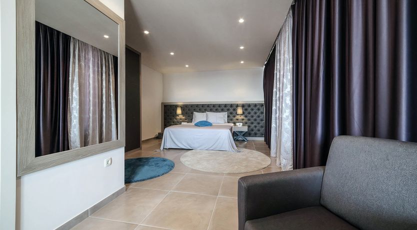 Photo of Beachside Breaks