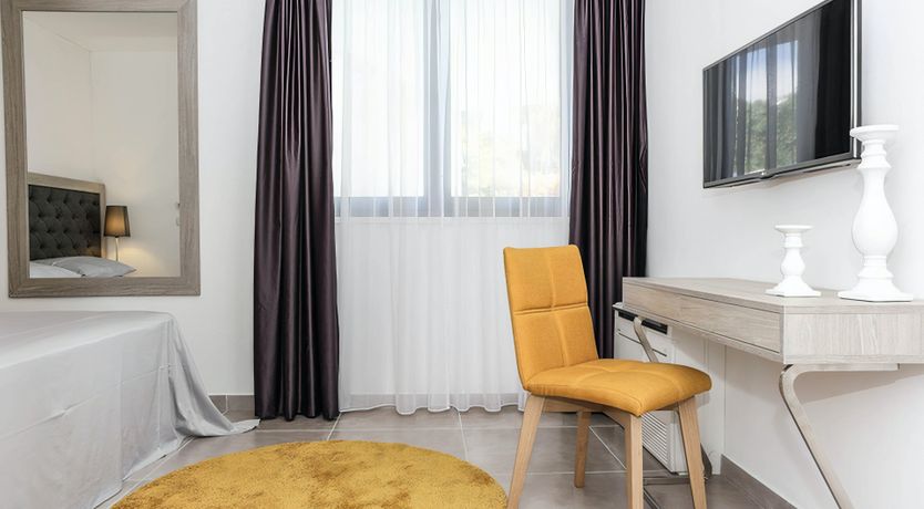 Photo of Beachside Breaks