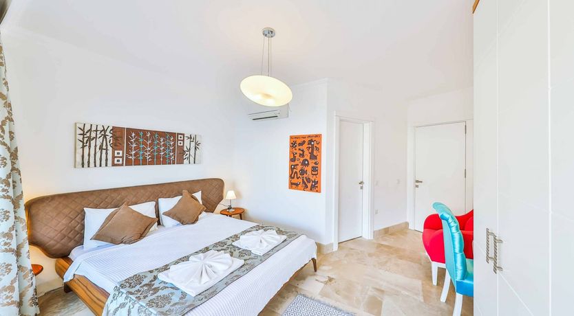 Photo of Taurus Twilight