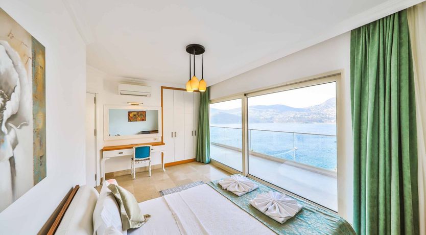 Photo of Taurus Twilight