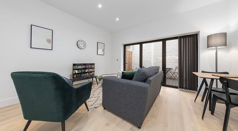 Photo of Thames Sunrise