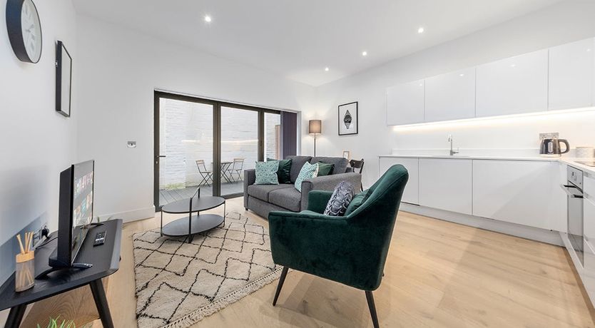 Photo of Thames Sunrise