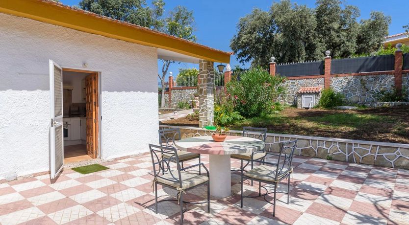 Photo of The Honeybee Spot