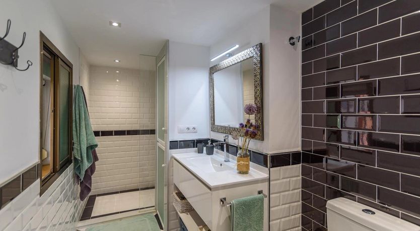 Photo of The Honeybee Spot