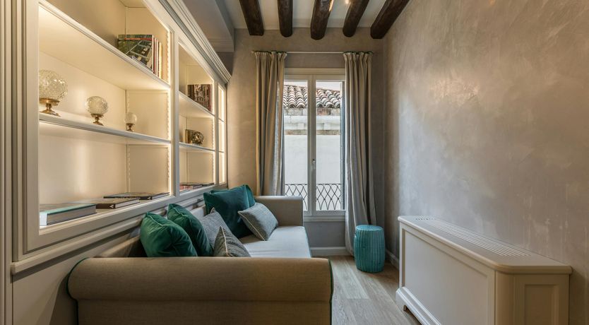 Photo of Illustrious Venus