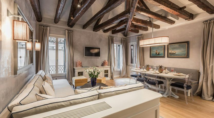 Photo of Illustrious Venus