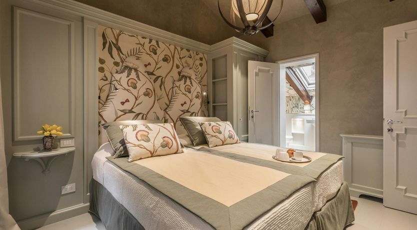 Photo of Illustrious Venus