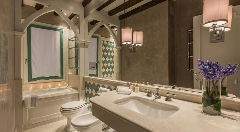 Photo of Illustrious Venus