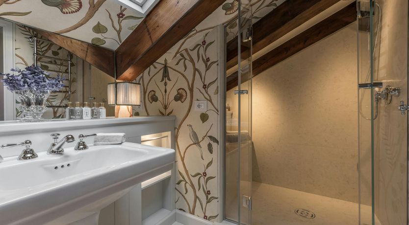 Photo of Illustrious Venus