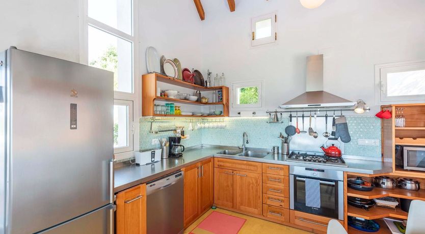 Photo of Spanish Blue