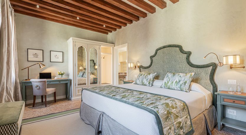 Photo of Palazzo Bliss