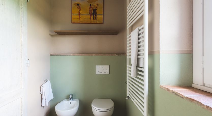 Photo of Olives & Roses