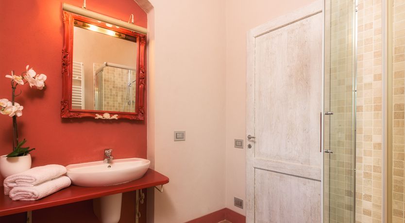 Photo of Olives & Roses