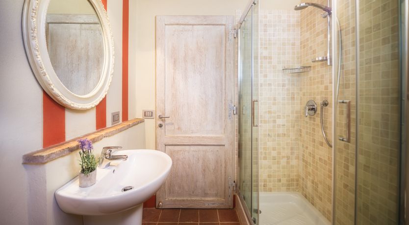 Photo of Olives & Roses