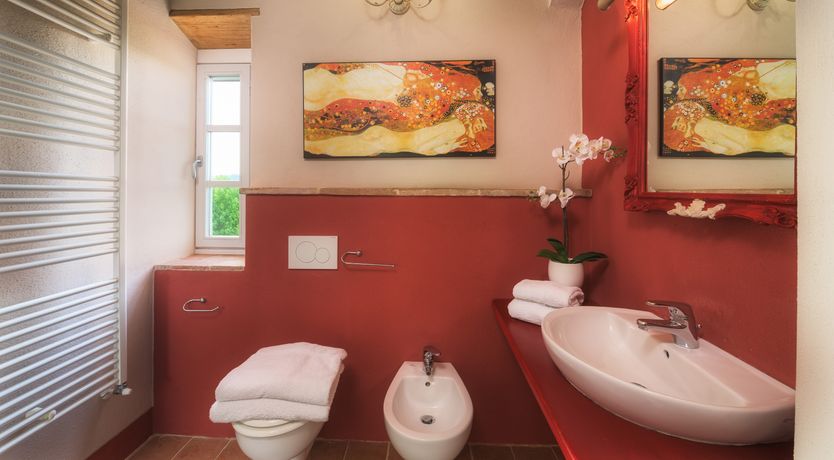 Photo of Olives & Roses