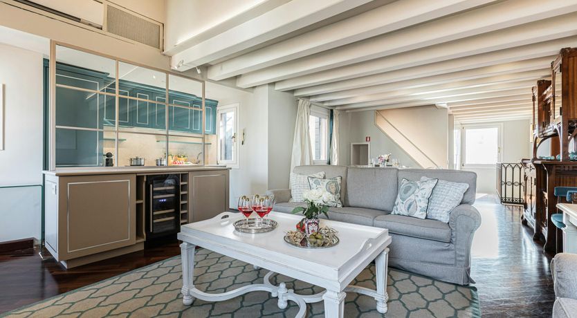 Photo of Venice, I Can Feel the Waves