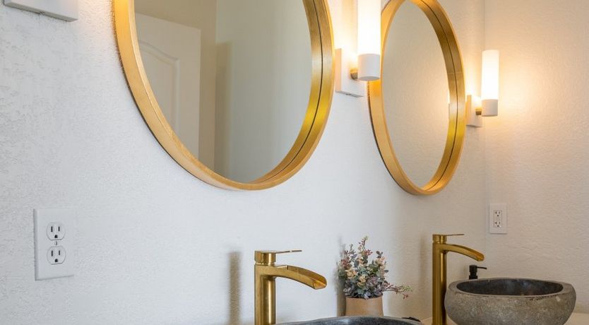 Photo of The Desert Rose